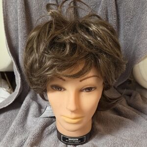 Chic Layered Brown Wig for Women